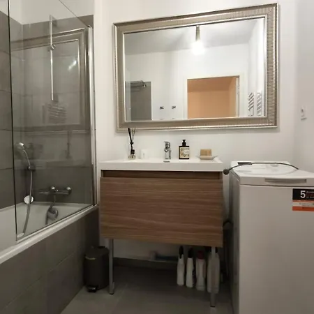 T2 Neuf Avec Piscine A Apartmán